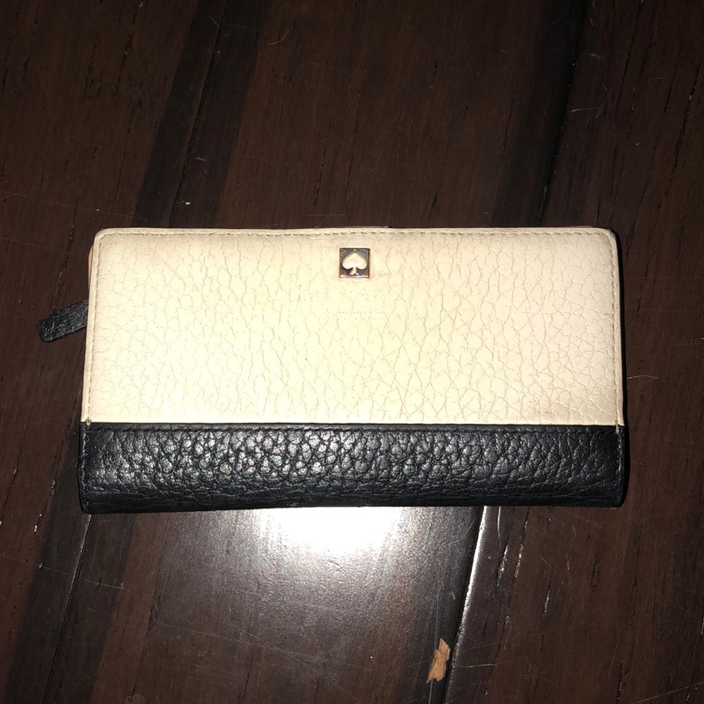 Kate spade wallet